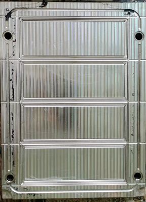 คุณภาพ  SKD61 Rubber Compression Mold Silicone Injection Mold Customized โรงงาน