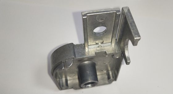 CNC Machining ชิ้นส่วนอลูมิเนียมที่มีความแม่นยำชิ้นส่วนหล่อตาย ISO9001