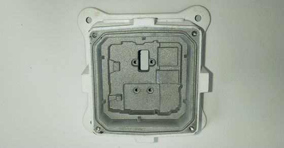 Alu ADC 12 Custom Service Mold การหล่ออลูมิเนียมที่มีความแม่นยำ การชุบ PVD