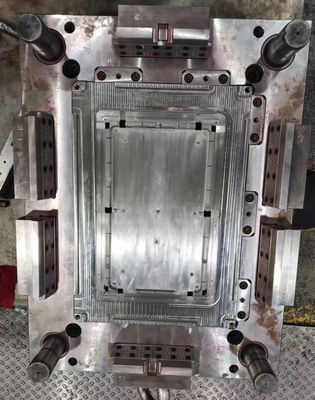 S136H 718H 2343 แม่พิมพ์ฉีดพลาสติกที่มีความแม่นยำแบบกำหนดเอง OEM