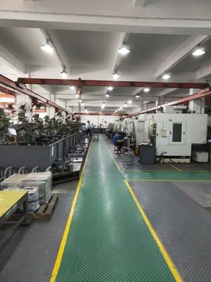 โซลูชันการฉีดขึ้นรูปพลาสติกลวดเงิน OEM