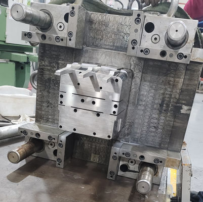ชีวิตยาวของ Mold การพิมพ์ฉีดแม่นยําด้วย EDM และการแปรรูป Milling
